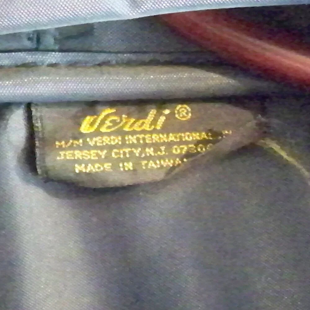 Verdi Garment Bag W/ 2 Big zip pockets